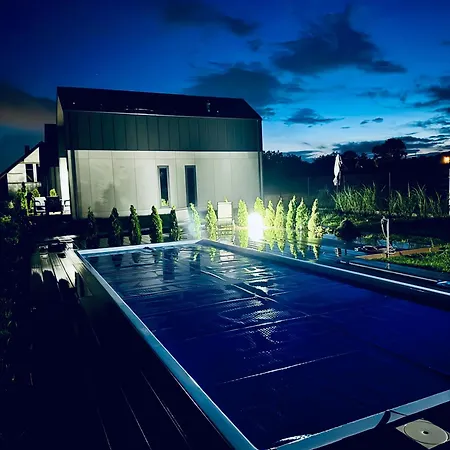 Villa Zielonki Camp 14 D